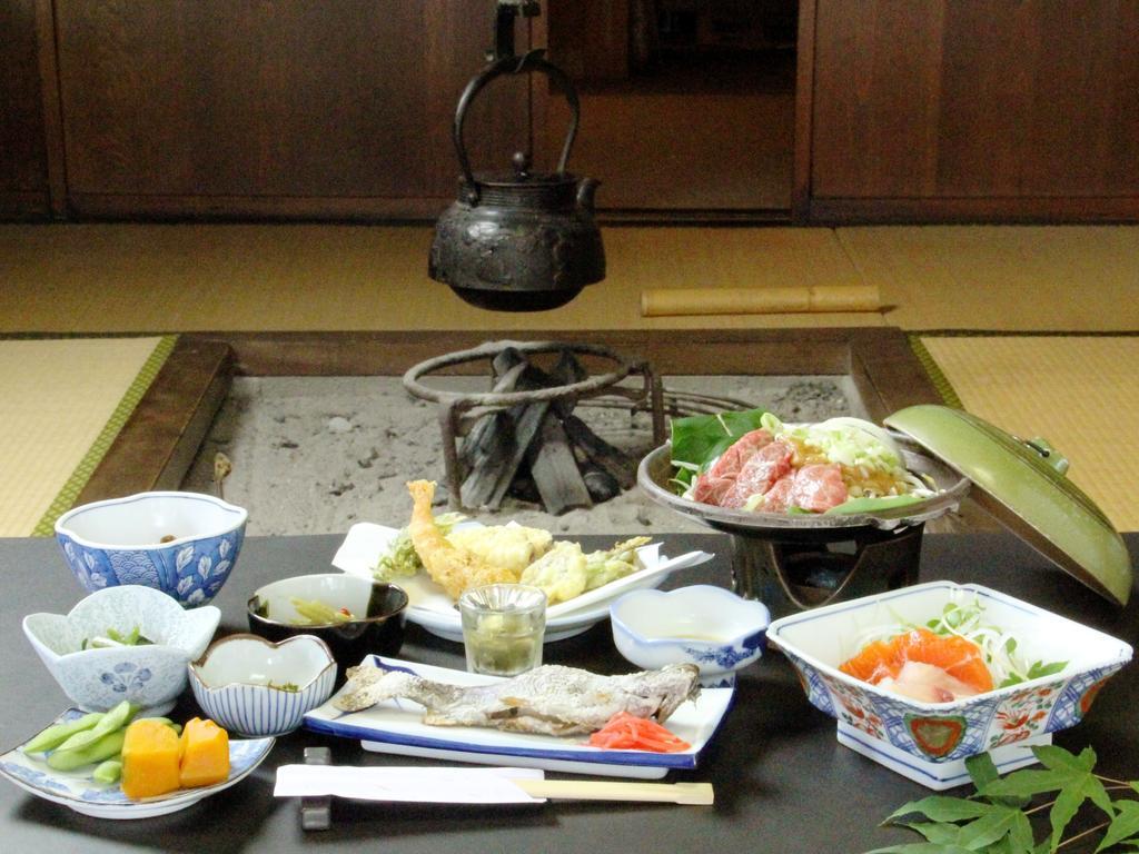 Yakedake No Sato Hotel ทาคายาม่า ภายนอก รูปภาพ